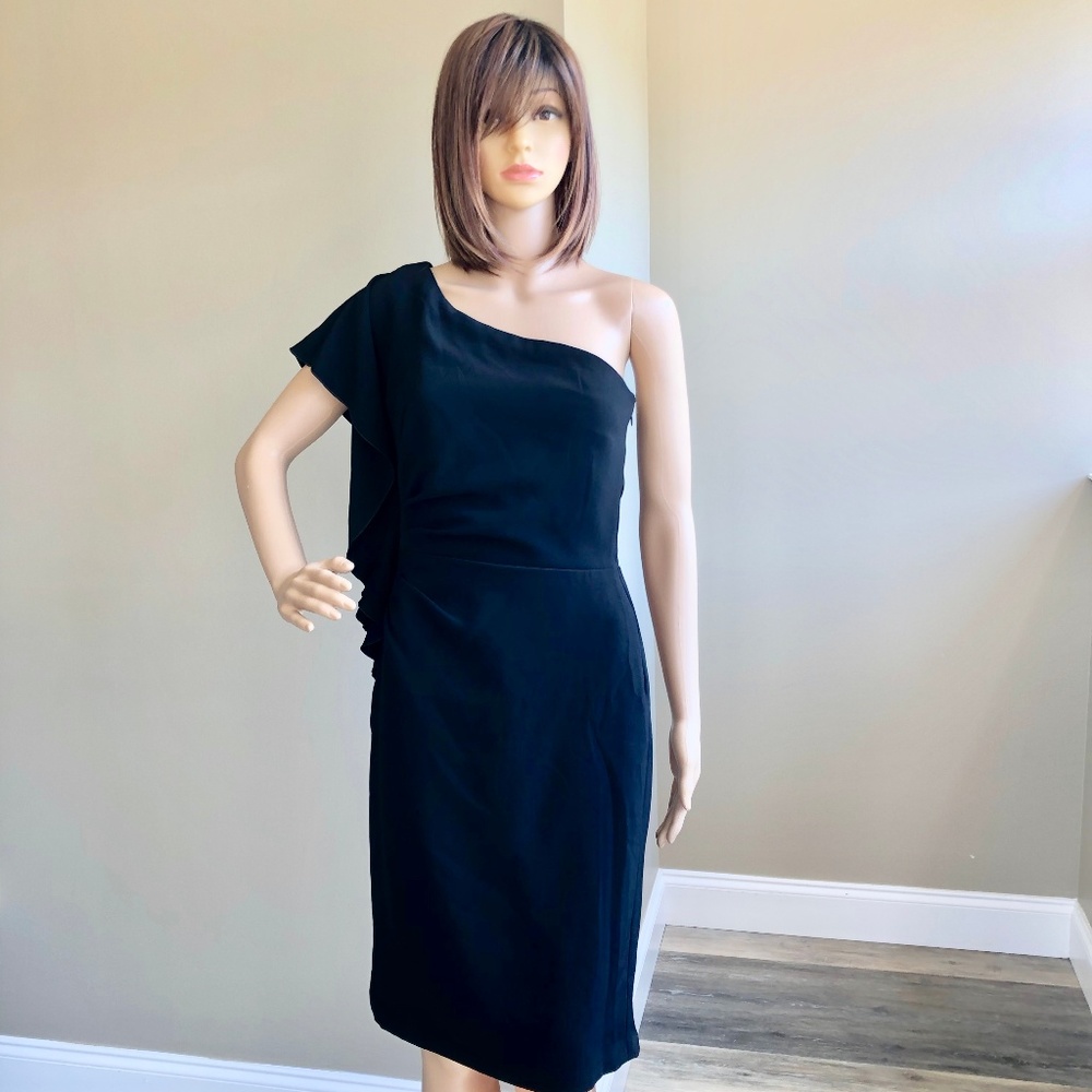 WHITE HOUSE BLACK MARKET